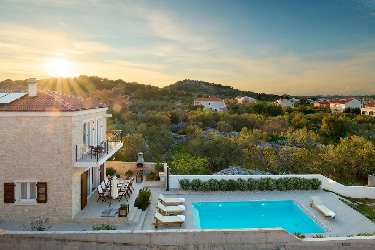 Sun Spalato Villa Cikas Murter Exterior photo